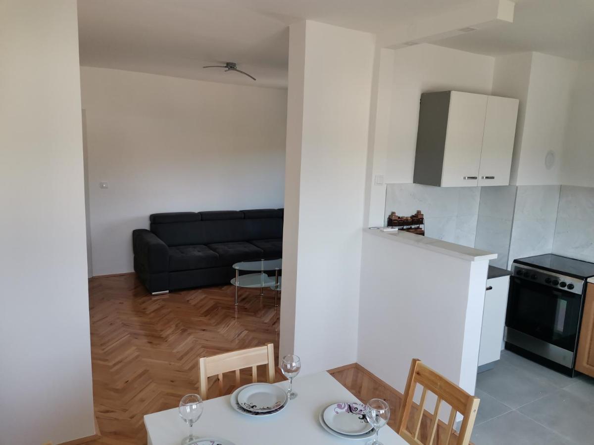 Ad Apartman Bileca Bagian luar foto
