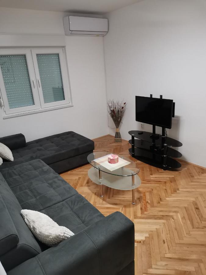 Ad Apartman Bileca Bagian luar foto